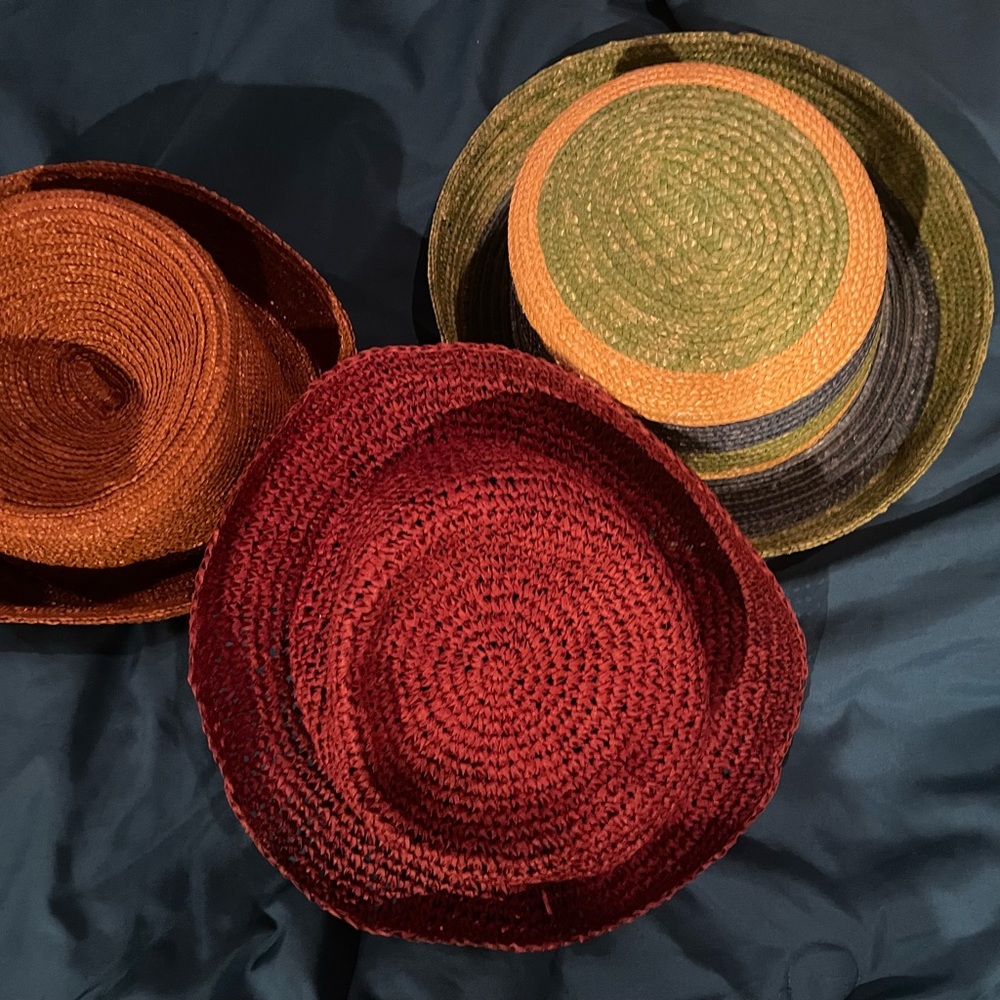 Vintage straw hats ❤️ - Picture 2 of 2